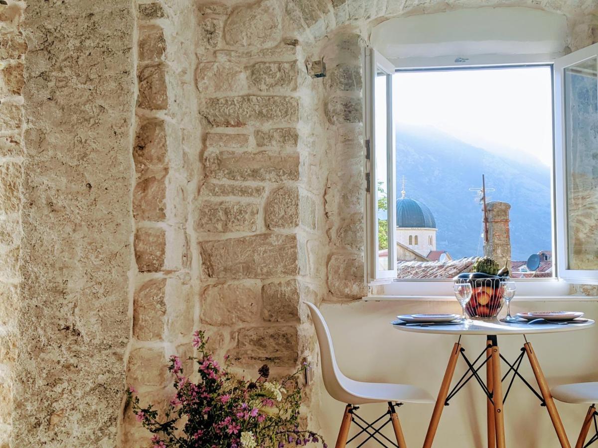 Romantic Rooftop View Hideaway- Old Town Nr 404 Apartment Kotor Bagian luar foto