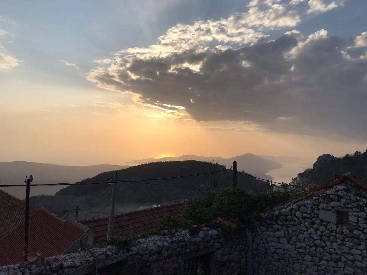 Romantic Rooftop View Hideaway- Old Town Nr 404 Apartment Kotor Bagian luar foto