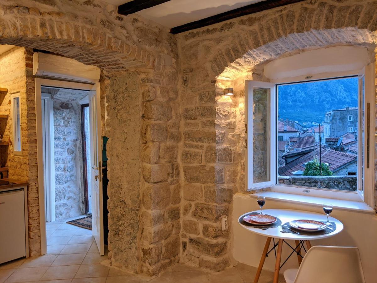 Romantic Rooftop View Hideaway- Old Town Nr 404 Apartment Kotor Bagian luar foto