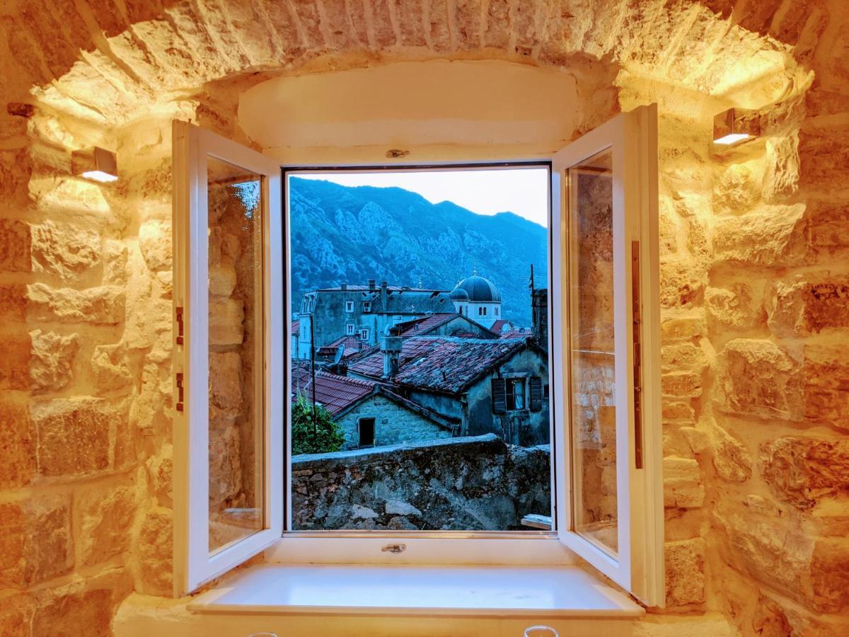 Romantic Rooftop View Hideaway- Old Town Nr 404 Apartment Kotor Bagian luar foto